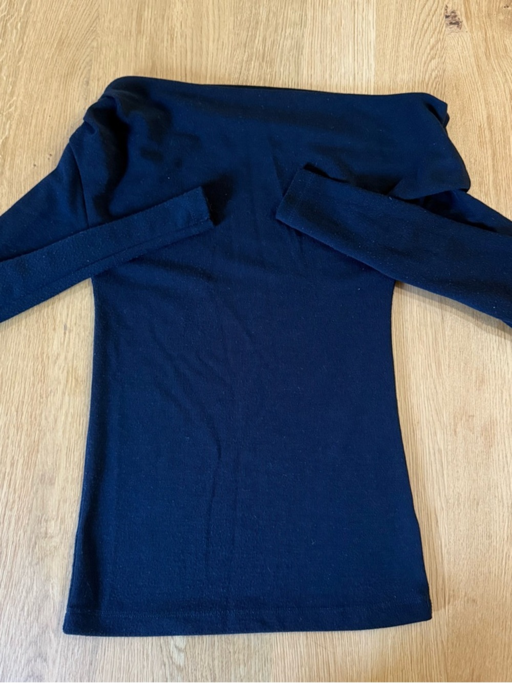 Zara Women's Off-Shoulder Black Sweater